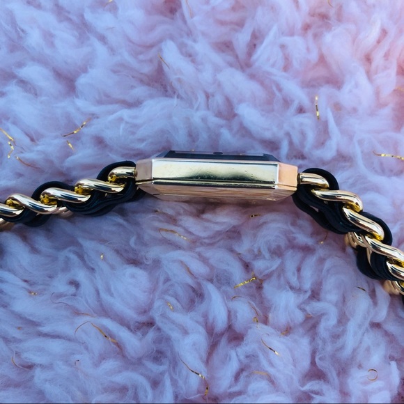 Chanel Premiere Watch main image 6